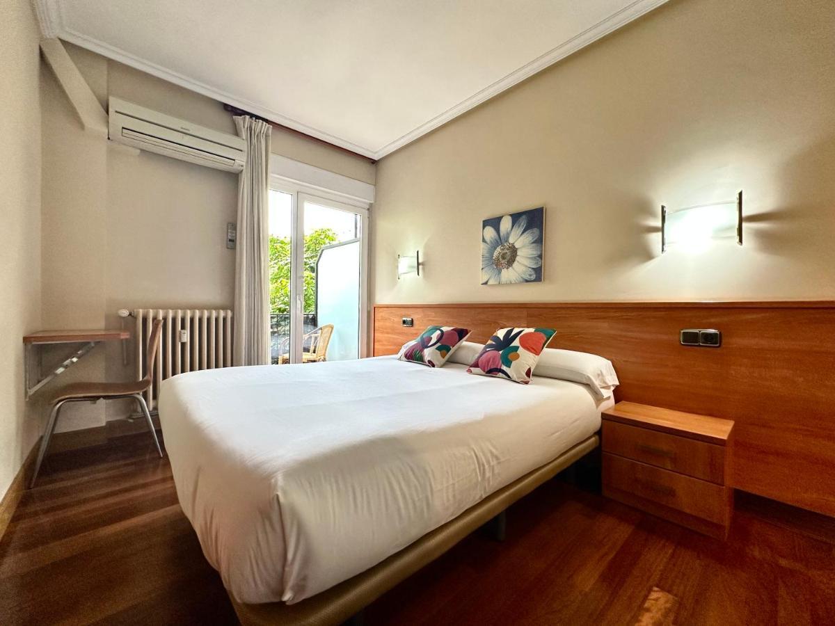 Pension Anoeta San Sebastian Exterior photo